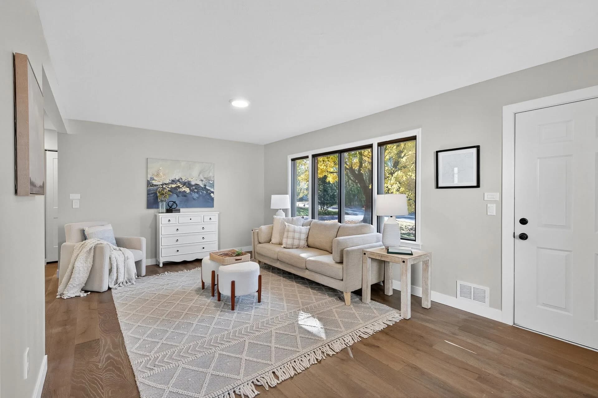 Living room window replacement in a Forest Lake, MN home